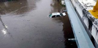 #VIDEO || Fuerte lluvia en Morelos arrastra ruta en Avenida Universidad