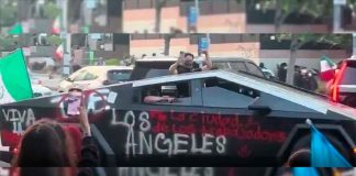 #VIDEO || Polémico video de una Cybertruck con mensajes anti-ICE enciende protestas de inmigrantes en EE.UU.