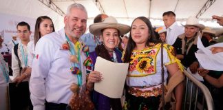 Sheinbaum da justicia social a 370 comunidades indígenas de Michoacán: Bedolla