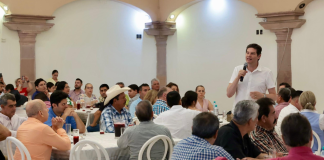 Se reúne Alfonso Martínez con integrantes del Consejo Coordinador Empresarial de Apatzingán