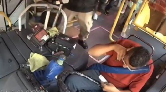 Dan de alta a chofer de camión tras casi un mes de recuperación por agresión; responsable sigue prófugo