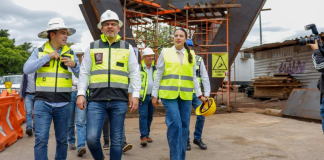 Supervisa Bedolla construcción del distribuidor vial Eréndira; registra 27 % de avance