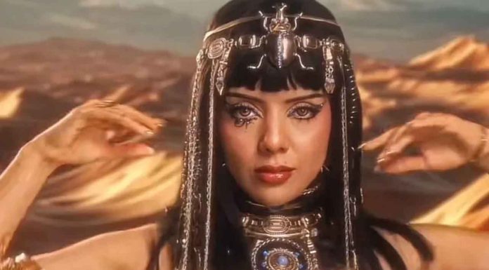 #VIDEO #Viral | ¡Fenómeno viral! Doris Jocelyn eleva el trend de Cleopatra a nivel cinematográfico