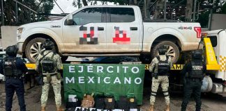 Asegurados en Zitácuaro 10 vehículos, 4 granadas, armas y drogas: SSP