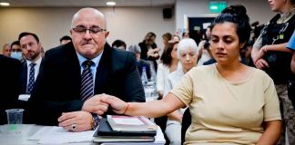 Enfermera asesinó a 5 bebés recién nacidos en un hospital; fue condenada a cadena perpetua