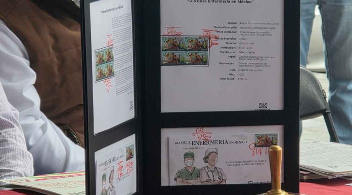 Reconoce Gobierno de Pátzcuaro labor de enfermeras y enfermeros con estampilla conmemorativa