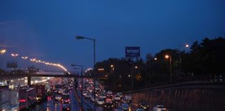 #VIDEO || Éxodo masivo en Qatar tras ataque con misiles iraníes