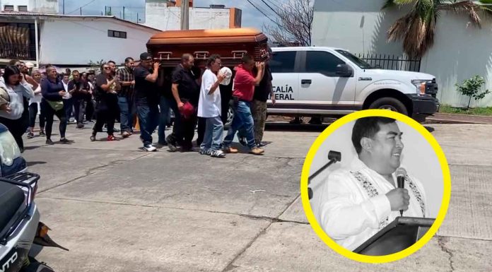 #VIDEO #Seguimiento | Tacámbaro comienza cortejos fúnebres para despedir al expresidente municipal Salvador Bastida García