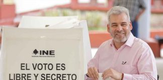 #Imágenes #EleccionesPoderJudicial | Bedolla vota y llama a votar en históricas elecciones judiciales