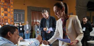 #video #Imágenes | ¡Que viva la democracia! Menciona Claudia Sheinbaum al emitir su voto