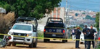 Madre recibe cuerpo de su hijo desaparecido afuera de su casa y en ataúd; “ahí se lo dejamos”