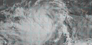 El huracán Barbara está a 230 km al oeste-suroestede Playa Pérula, Jalisco