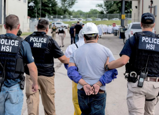 #VIDEO || Intimidación en plena luz del día: ICE acosa a vecino voluntario en Los Ángeles