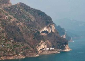 La montaña con forma de cachorro que cautiva a China