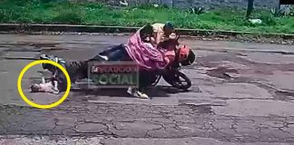#VIDEO | Viaje de una familia de 6 en una sola moto termina con un bebe siendo arrastrado por el pavimento