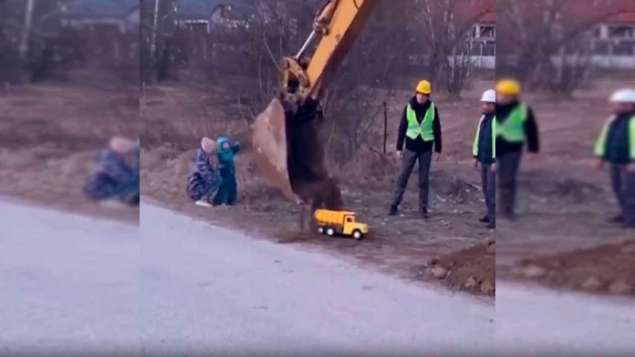 niño-y-excavadora