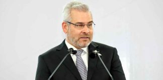 Descarta Bedolla robo a ductos en Michoacán, pero confirma venta de huachicol