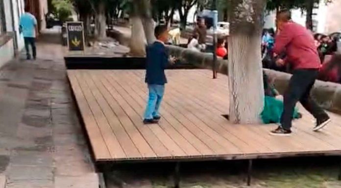 Clausuran estructuras de restaurante instalados en la calzada Fray Antonio de San Miguel