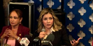 Brissa Arroyo renuncia a la bancada del PRD