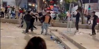 #Video | Violencia empaña calenda estudiantil en Oaxaca; cinco jóvenes resultan heridos