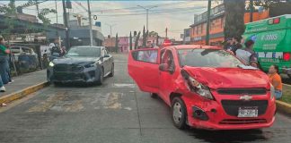 Se registran 2 choques vehículares en distintos sitios de Morelia; hay 2 lesionadas