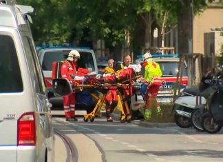 #VIDEO | Alumno en una escuela en Austria provoca tiroteo que deja 10 víctimas mortales
