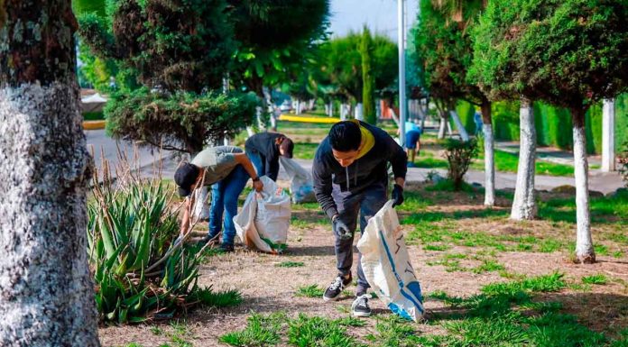 Gobierno de Zacapu lleva a cabo jornada de limpieza en el municipio