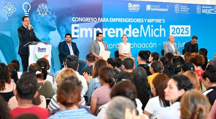 Zamora da la bienvenida al Congreso EmprendeMich 2025