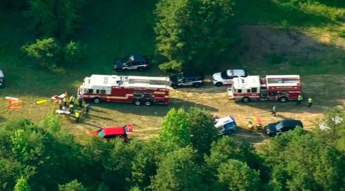 Avioneta se desploma en Nueva Jersey con quince personas a bordo; todos estarían heridos