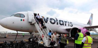 Llega a Morelia el primer vuelo directo de Ontario gestionado por el Gobierno de Michoacán