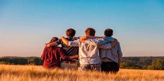 #VIDEO || Día Mundial del Amigo: recuerdos, juegos y amistades que perduran