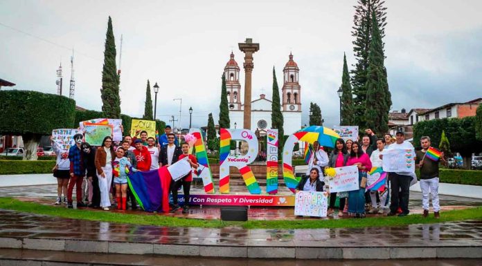 Acompaña la presidenta Yohana Mendoza primera marcha por la diversidad en el municipio de Ario