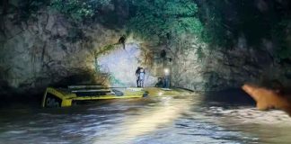 Autobús pierde el control y cae a un río en Guerrero; reportan al menos 7 muertos y varios desaparecidos