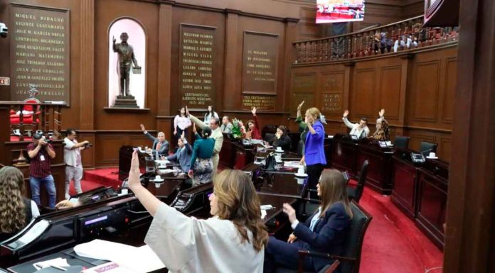 FGE recibirá Condecoración “Suprema Junta Nacional Americana”, 2025: 76 Legislatura