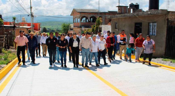 Charo celebra avance en infraestructura: Inauguran vialidad clave en Irapeo