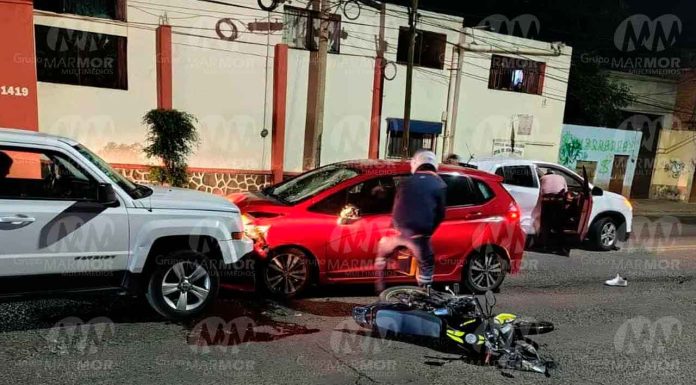 #VIDEO | Se registra choque múltiple en Av. Morelos Norte de Morelia; hay 2 lesionados