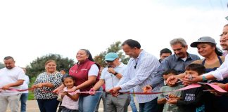 Julio Arreola cumple con la pavimentación en la colonia Melchor Ocampo