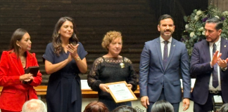 Verónica Villaseñor, recibe la presea Amalia Solórzano Bravo