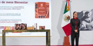“Les molesta que haya políticas para los pobres”: Sheinbaum responde a críticas por Chocolate del Bienestar