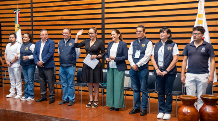 Siéntanse arropados por la UMSNH, señala Yarabí Ávila a estudiantes que iniciarán su servicio social