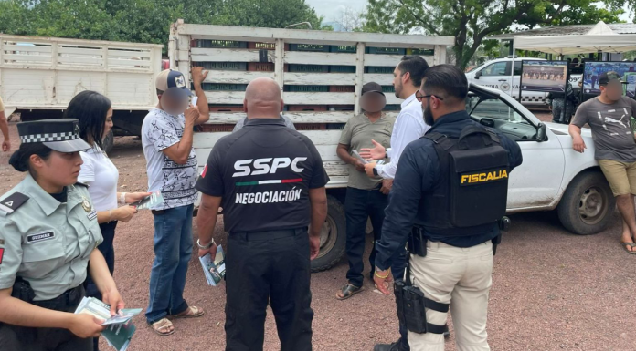 Arranca Estrategia Antiextorsión en el tianguis limonero de Apatzingán