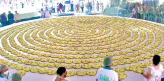 Oaxaca rompe el récord Guinness con la tlayuda más grande del mundo