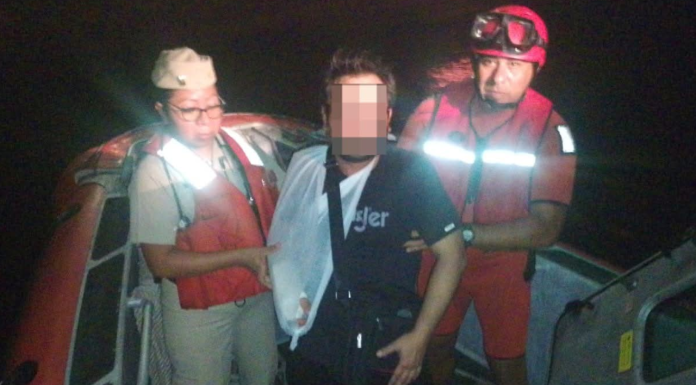 Crónica | Rescate en altamar: tripulante herido es evacuado de emergencia por la Marina frente a costas de Lázaro Cárdenas