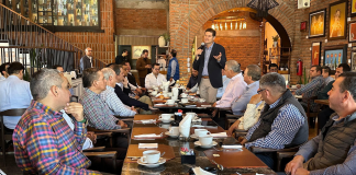 Se reúne Alfonso Martínez con empresarios de Zamora