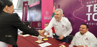 Bedolla atiende en audiencia pública a familias de Lagunillas