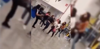 #VIDEO || Presuntas farderas son confrontadas por trabajadoras en Walmart de Patio Tlalpan 🐭👊