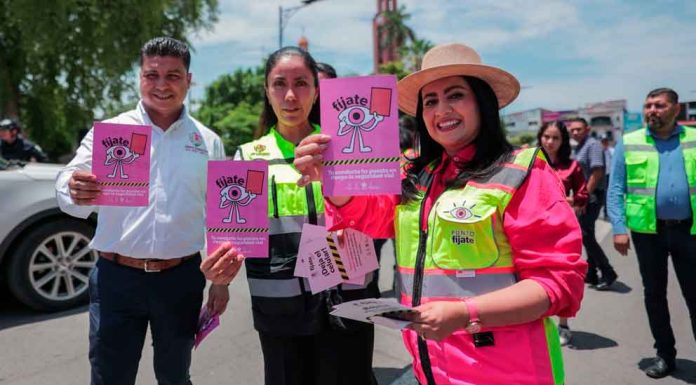 Gladyz Butanda suma 8 municipios a campaña vial ¡Fíjate Pues!