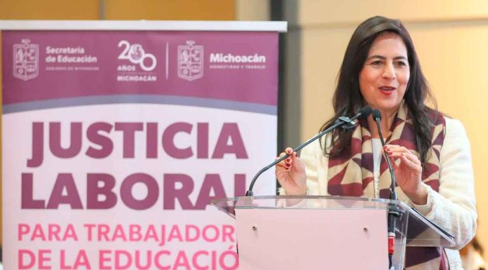 Tercer ciclo escolar completo es gracias al compromiso docente: Gabriela Molina