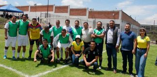 Ex futbolistas visitan Centro Penitenciario “David Franco Rodríguez”