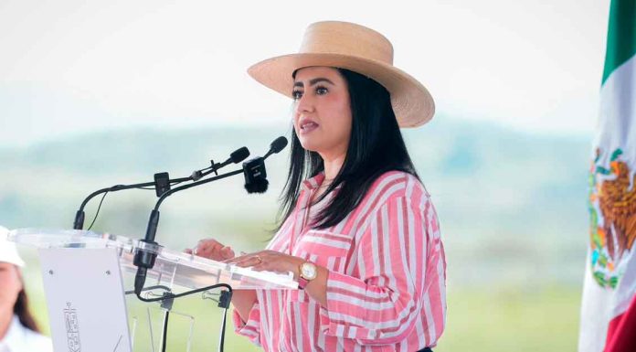 Conectamos el conocimiento a través de vialidades: Gladyz Butanda